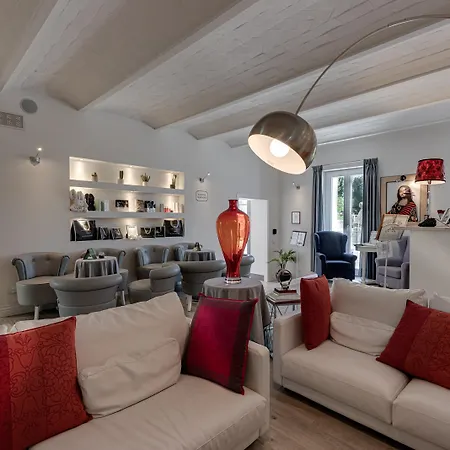 Hotel Liberty Boutique - Borgo Capitano Collection