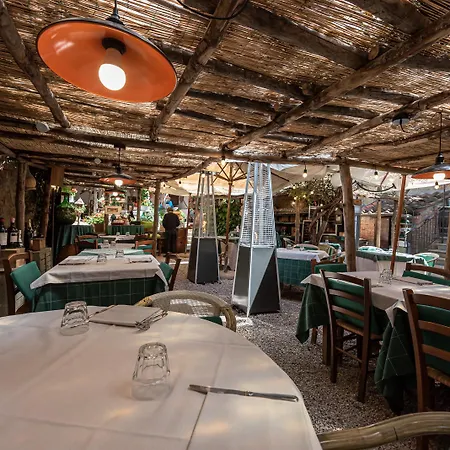 Liberty Boutique - Borgo Capitano Collection San Quirico d'Orcia