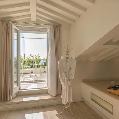 Boutique Liberty - Dependance - Borgo Capitano Collection - Diffuso 4* San Quirico dʼOrcia